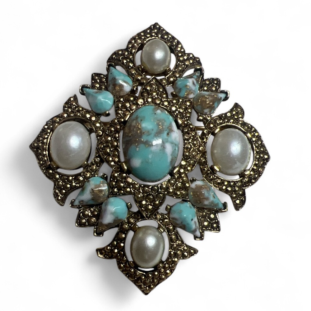 Vintage Sarah Coventry 1968 Remembrance Brooch‎ Faux Turquoise Faux Pearls Pin